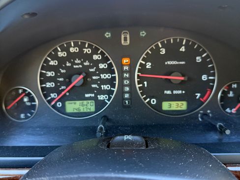 Used 2004 Subaru Outback H6 35th Anniversary Edition image 2