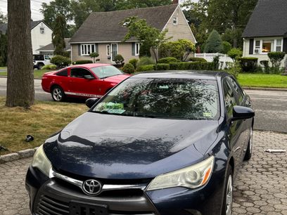Used 2016 Toyota Camry LE