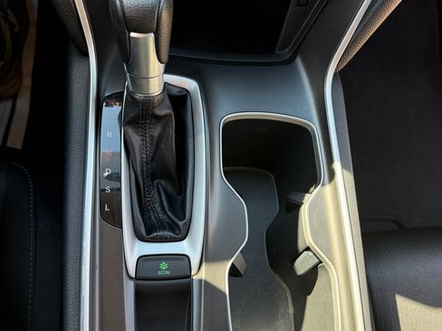 Used 2019 Honda Accord LX image 8