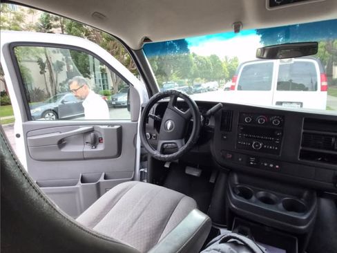 Used 2013 Chevrolet Express 3500 LT w/ LT Preferred Equipment Group image 16