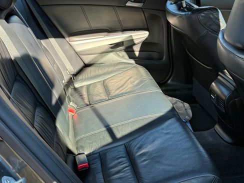 Used 2010 Honda Accord EX-L image 9