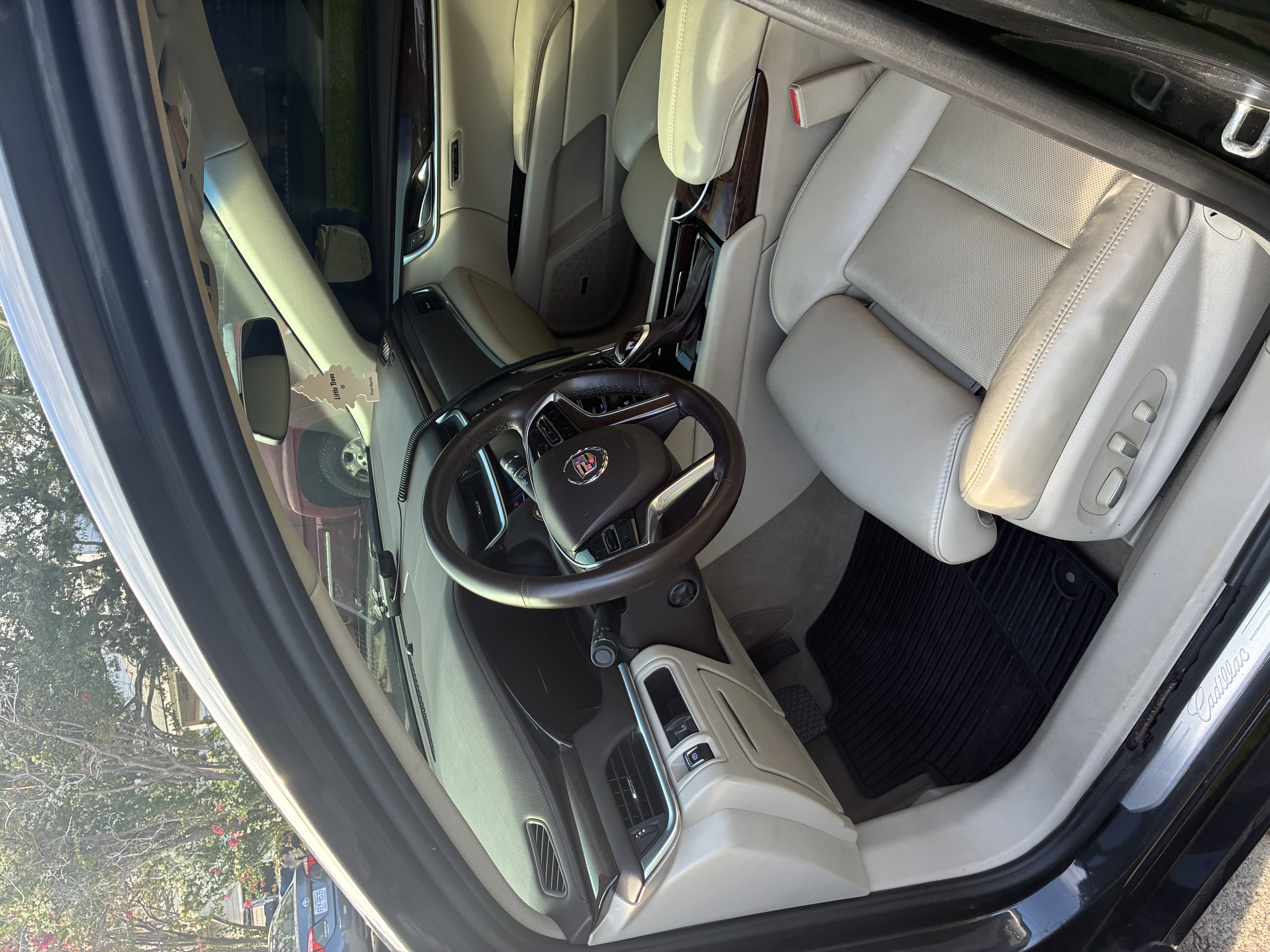 Used 2014 Cadillac XTS Luxury AWD/4WD image 9