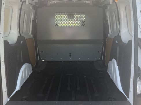 Used 2023 Ford Transit Connect XL FWD image 2