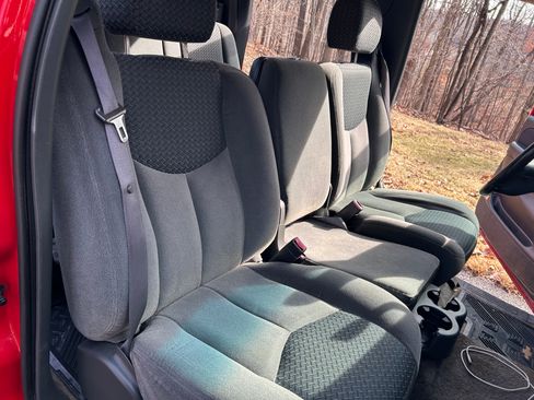 Used 2003 Chevrolet Avalanche 4x4 image 10