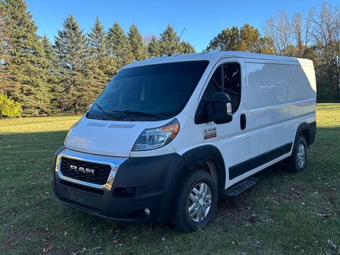 Used 2019 RAM ProMaster 1500 w/ Premium Appearance Group image 9
