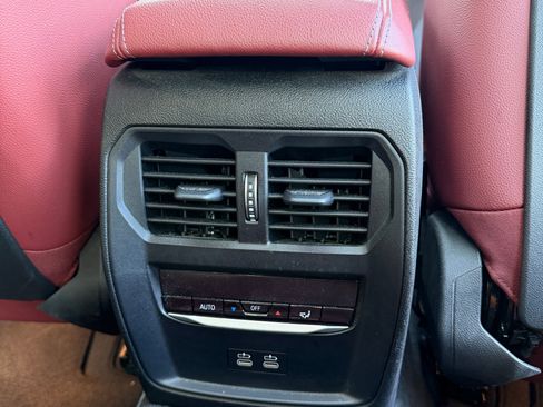 Used 2021 BMW 430i Coupe w/ Convenience Package RWD image 19