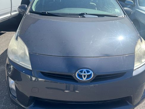 Used 2011 Toyota Prius Two FWD image 1