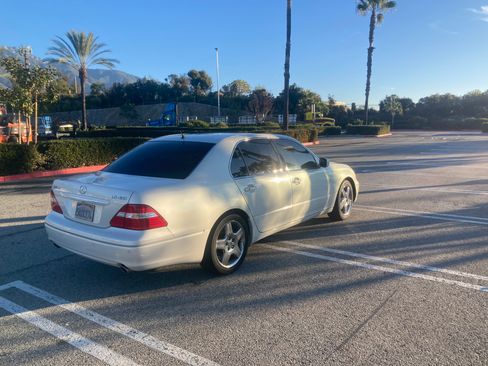 Used 2005 Lexus LS 430 image 2