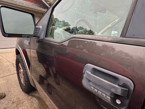 Used 2006 Ford F150 Lariat image 12