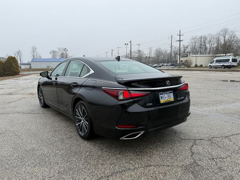 Used 2022 Lexus ES 350 w/ Premium Package image 6