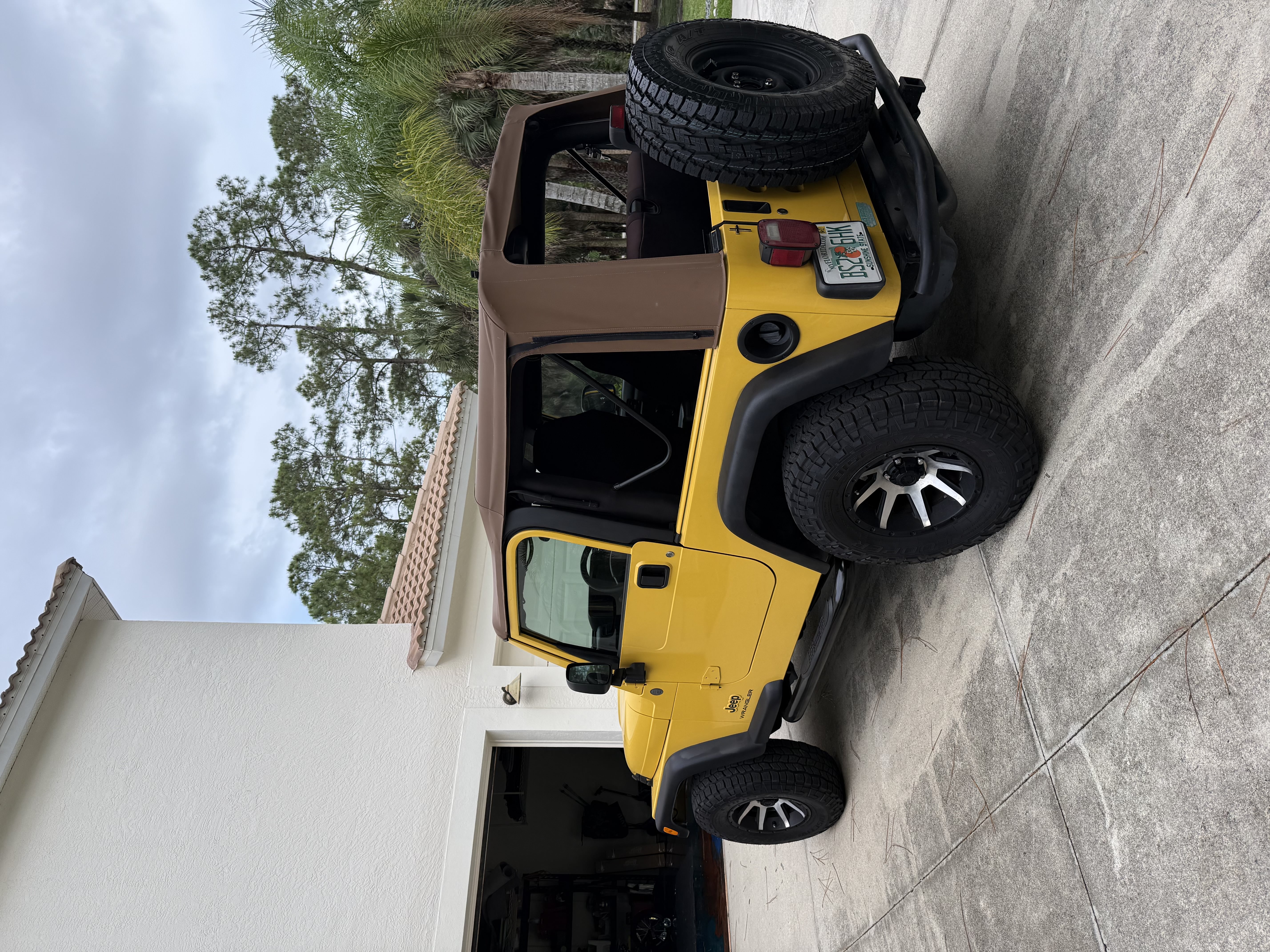 Used 2004 Jeep Wrangler SE AWD/4WD image 6