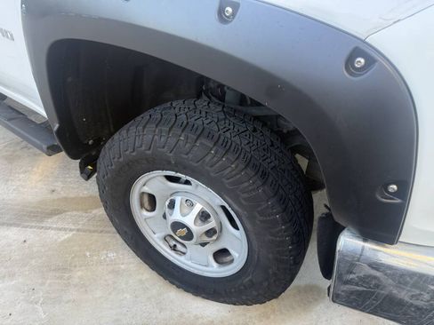 Used 2021 Chevrolet Silverado 2500 W/T w/ WT Convenience Package image 17