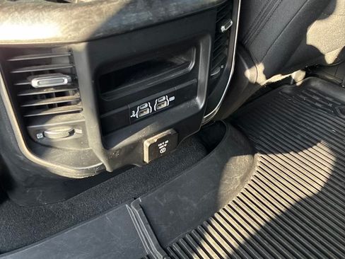 Used 2019 RAM 1500 Big Horn AWD/4WD image 13