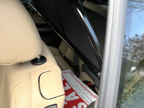 Used 2011 BMW 128i 128i Convertible 2D image 11