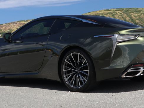 Used 2024 Lexus LC 500 Coupe RWD image 2