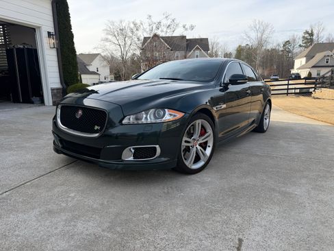 Used 2014 Jaguar XJ R image 1