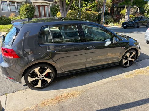 Used 2016 Volkswagen GTI SE w/ Lighting Package (SEL) FWD image 6