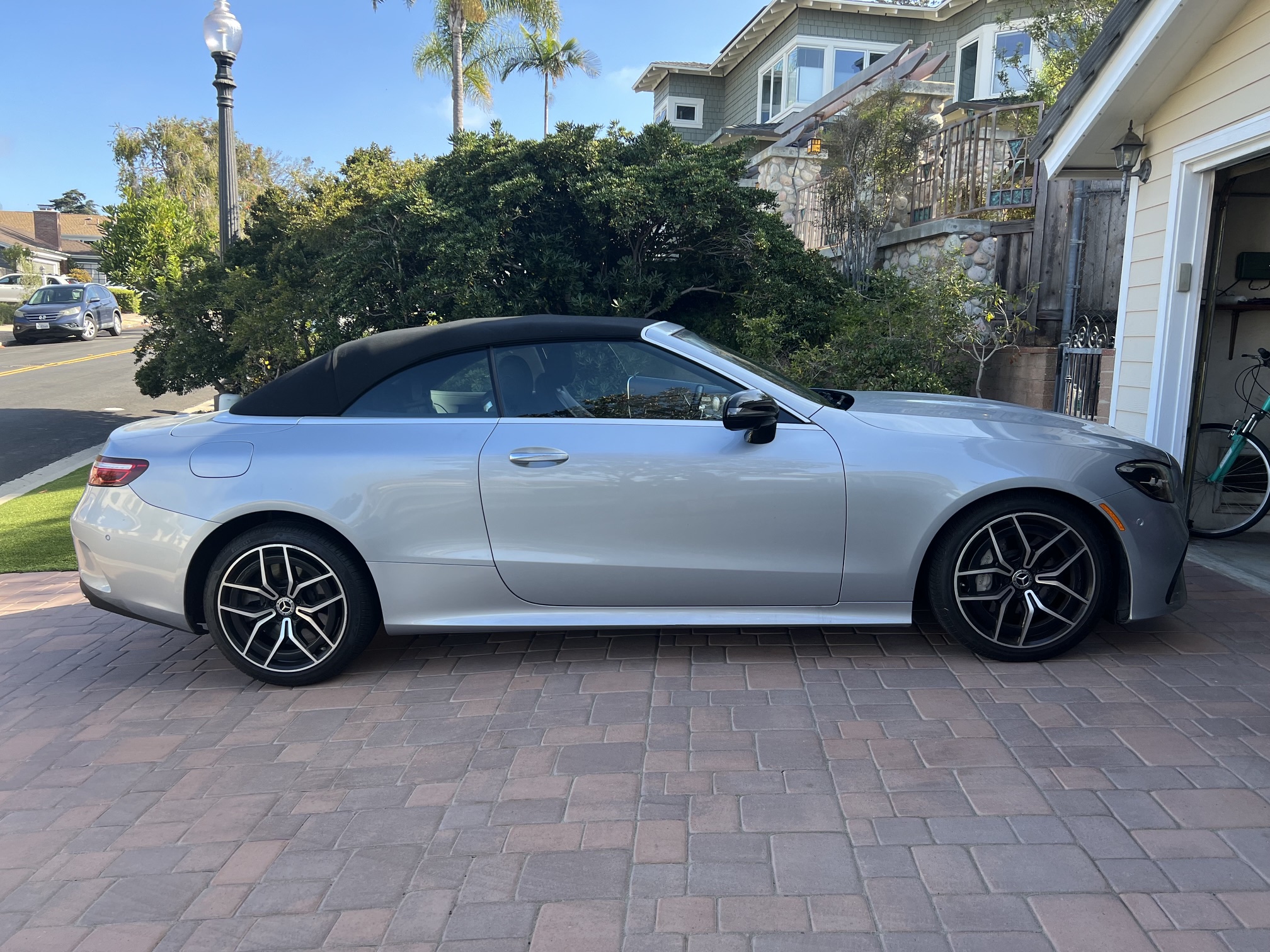 Used 2021 Mercedes-Benz E 450 Cabriolet image 1
