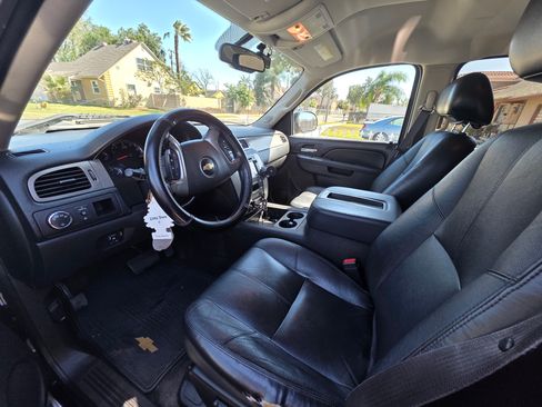 Used 2012 Chevrolet Silverado 2500 LTZ w/ LTZ Plus Package image 8