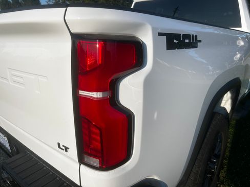 Used 2025 Chevrolet Silverado 2500 LT w/ Trail Boss Package AWD/4WD image 11