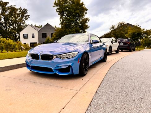 Used 2015 BMW M4 Convertible RWD image 5