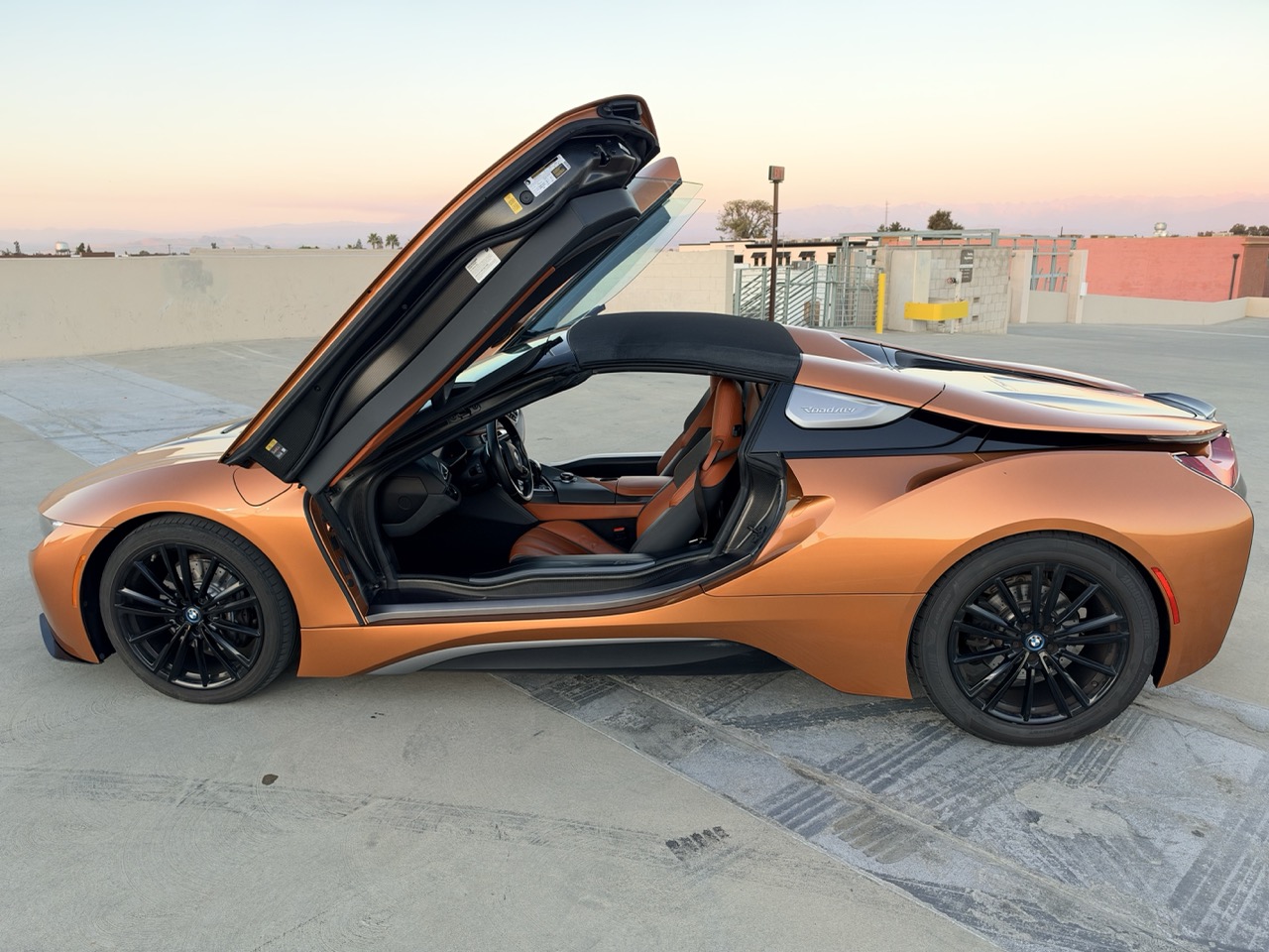 Used 2019 BMW i8 Roadster AWD/4WD image 13