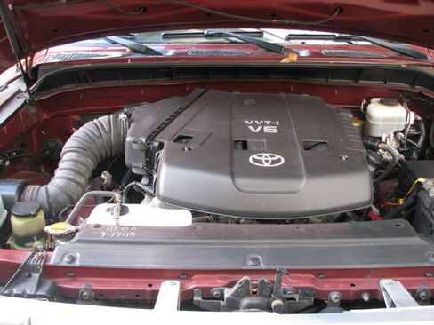 Used 2008 Toyota FJ Cruiser 2WD image 9