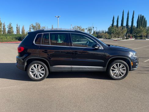 Used 2014 Volkswagen Tiguan SE image 5
