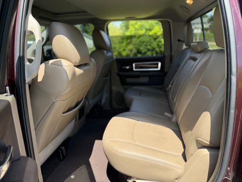 Used 2012 RAM 1500 Laramie AWD/4WD image 5
