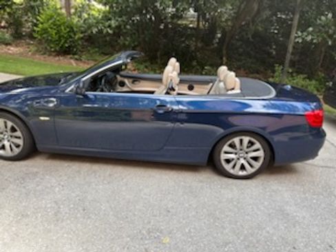 Used 2013 BMW 328i Convertible RWD image 1