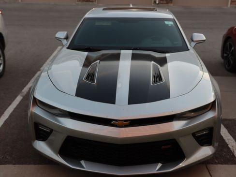 Used 2016 Chevrolet Camaro SS image 7