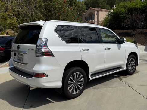 Used 2023 Lexus GX 460 Luxury w/ Off Road Package AWD/4WD image 5