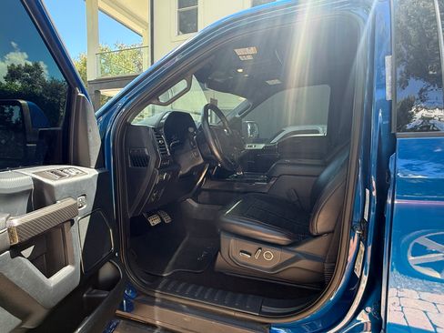 Used 2018 Ford F150 Lariat w/ Equipment Group 502A Luxury AWD/4WD image 14