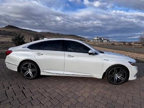 Used 2021 Honda Accord Touring image 12