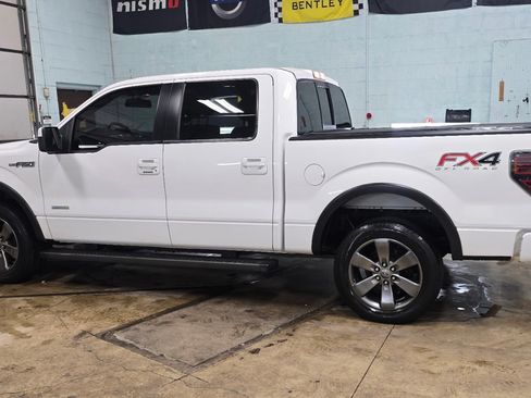 Used 2014 Ford F150 FX4 w/ Equipment Group 402A Luxury image 9
