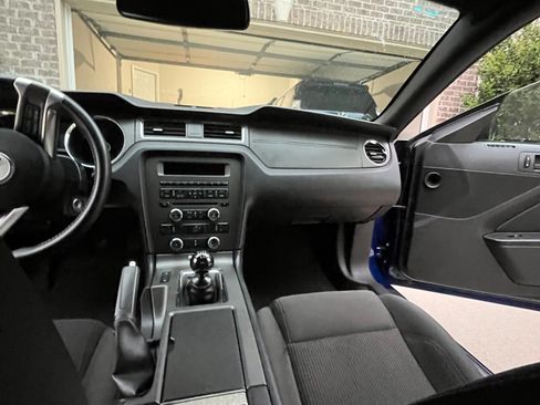 Used 2014 Ford Mustang Coupe w/ Equipment Group 102A RWD image 20