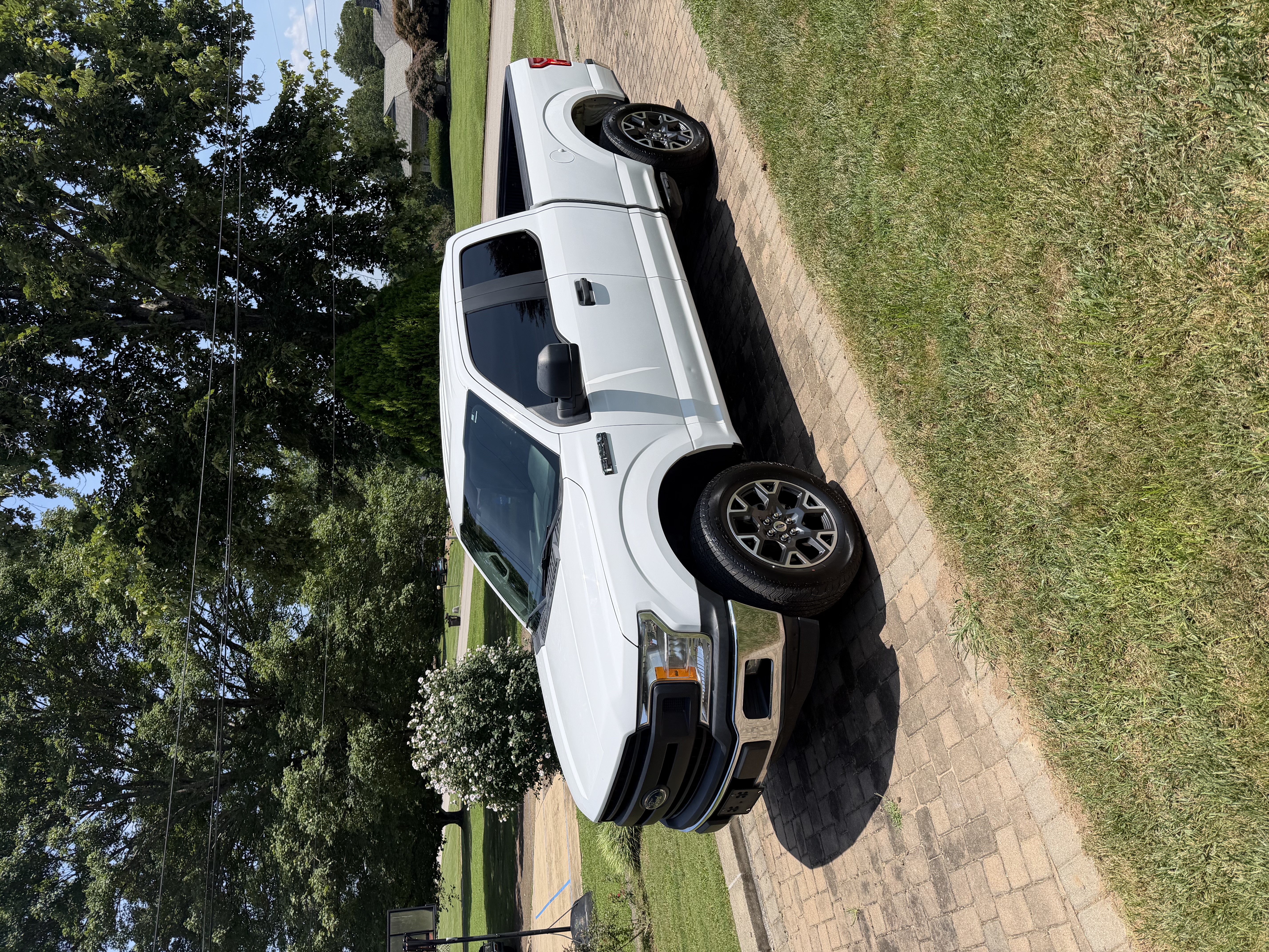 Used 2018 Ford F150 XL w/ Equipment Group 101A Mid RWD image 1
