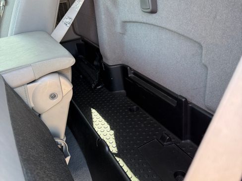 Used 2008 Dodge Ram 1500 Truck ST image 9