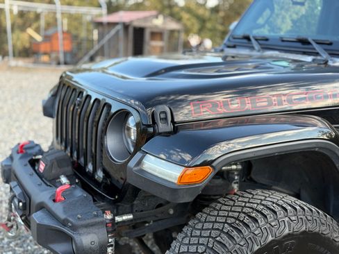 Used 2020 Jeep Gladiator Rubicon image 10