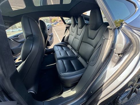 Used 2019 Tesla Model S Performance image 13