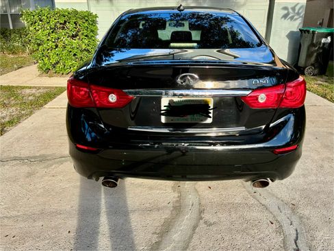 Used 2014 INFINITI Q50 w/ Moonroof Package image 9