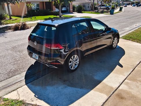 Used 2021 Volkswagen Golf 1.4T TSI Hatchback Sedan 4D image 4