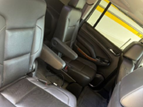 Used 2015 Chevrolet Suburban LTZ AWD/4WD image 17