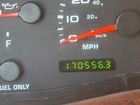 Used 2002 Ford F350 4x4 Crew Cab DRW Super Duty image 2