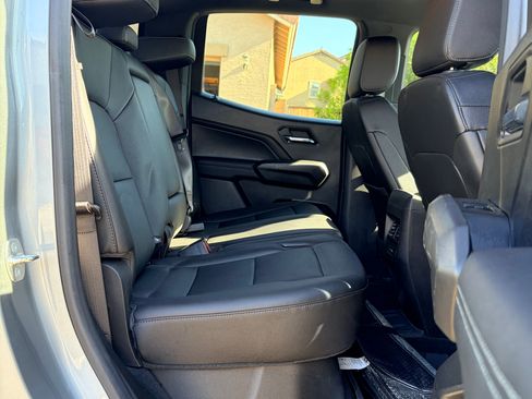 Used 2023 GMC Canyon Elevation w/ Elevation Premium Package RWD image 6