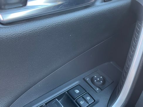 Used 2022 Toyota RAV4 XSE w/ Premium Package image 17