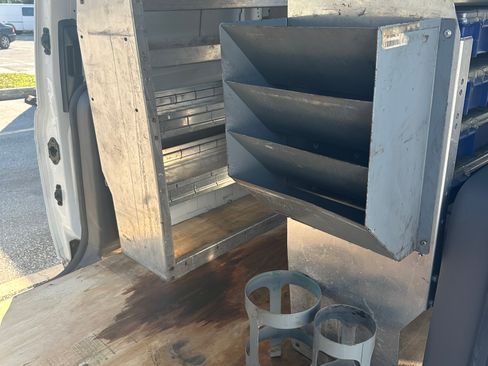 Used 2021 Ford Transit Connect XL image 9