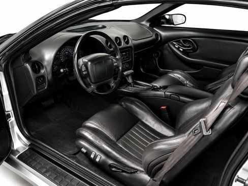 Used 2002 Pontiac Firebird Trans Am RWD image 12