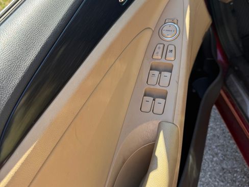 Used 2013 Hyundai Sonata Limited image 16