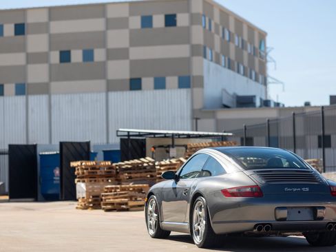 Used 2007 Porsche 911 Targa 4S AWD/4WD image 4